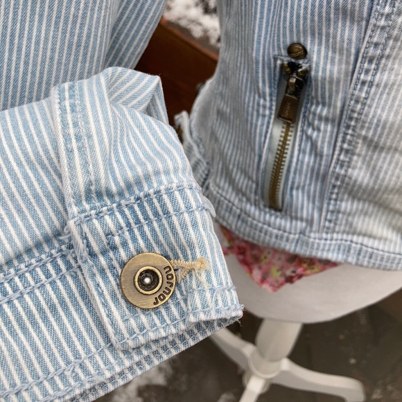 Jou Jou Stripped Zip Pocket Denim Jacket Size S - Picture 8 of 16